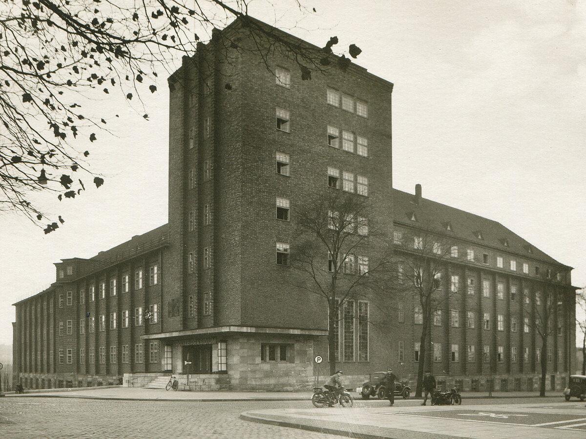  Police history Bochum police headquarters