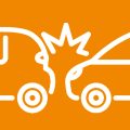 Symbolbild zwei Autos stoßen zusammen